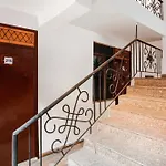 Spot On Hotel Harry\'S 1 Near Select Citywalk Mall