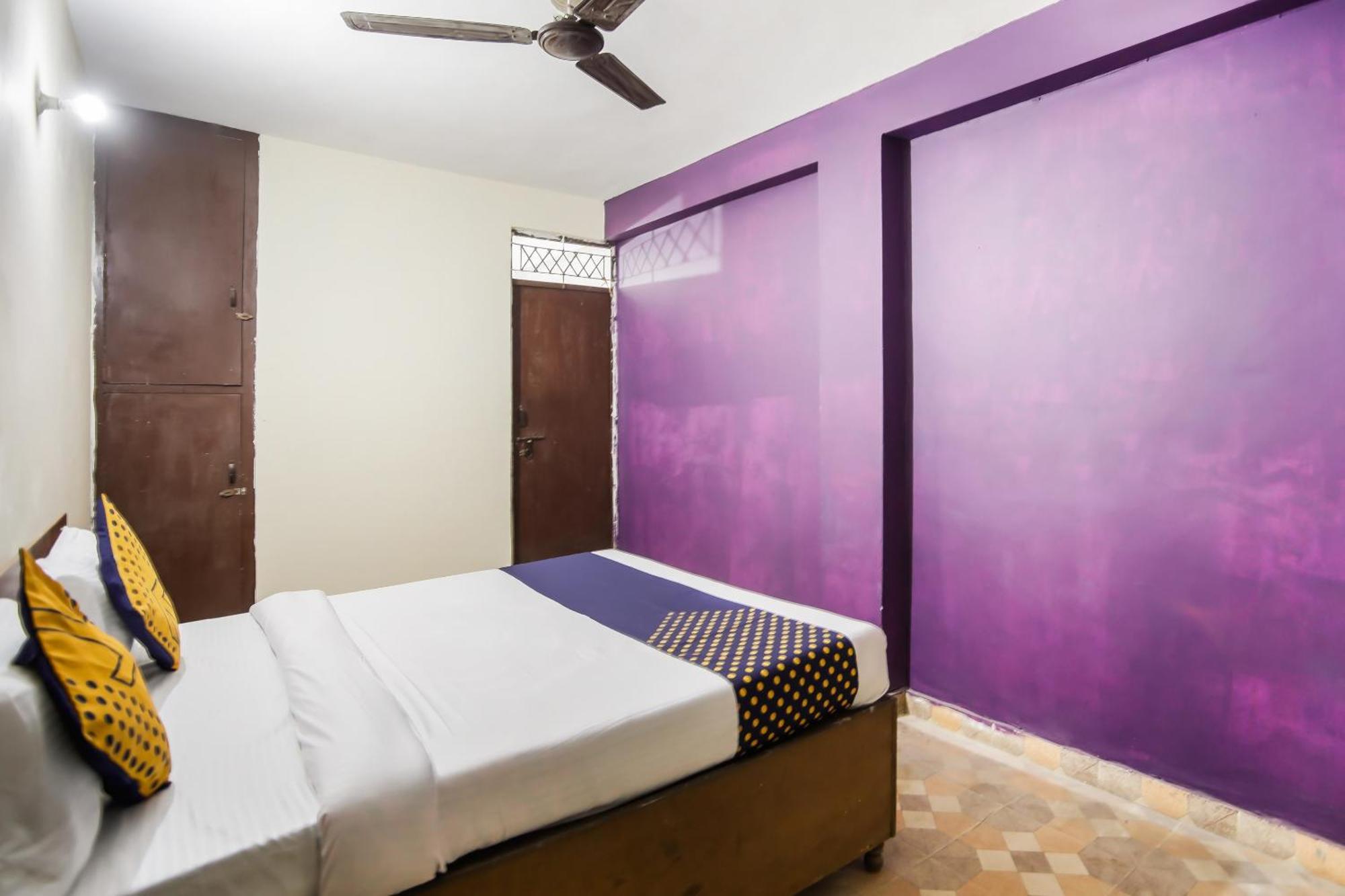 Hotel Spot On Harry's 1 Near Select Citywalk Mall